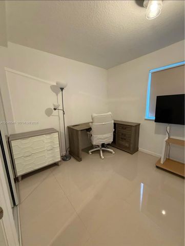 2198 NE 167th Street 2198, North Miami Beach, FL 33162