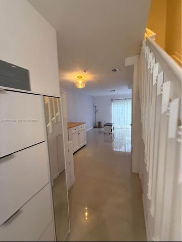 2198 NE 167th Street 2198, North Miami Beach, FL 33162