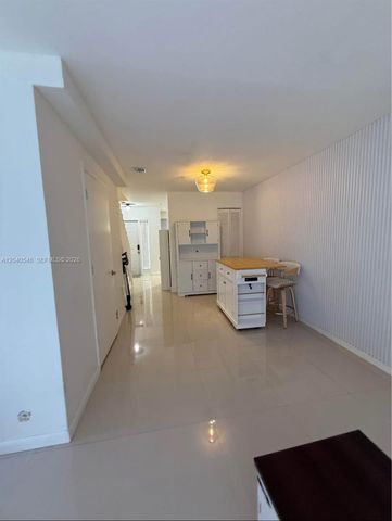2198 NE 167th Street 2198, North Miami Beach, FL 33162