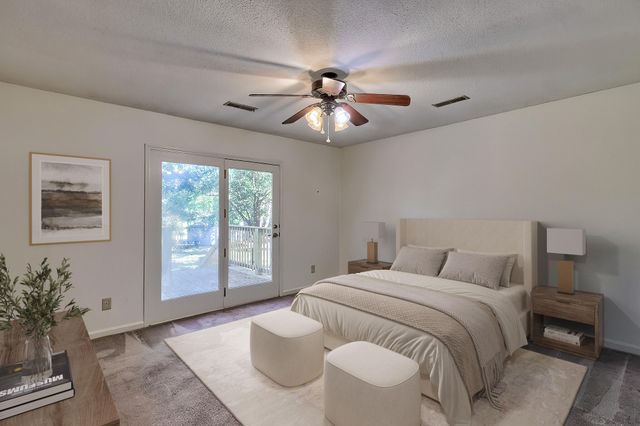 87 Fort Sullivan Circle, Dalzell, SC 29040