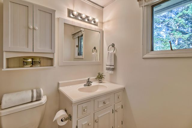 87 Fort Sullivan Circle, Dalzell, SC 29040