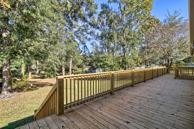 87 Fort Sullivan Circle, Dalzell, SC 29040