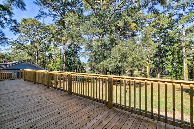 87 Fort Sullivan Circle, Dalzell, SC 29040