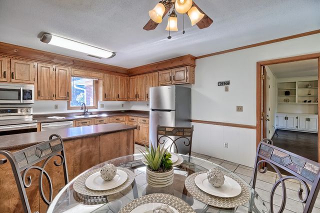 87 Fort Sullivan Circle, Dalzell, SC 29040