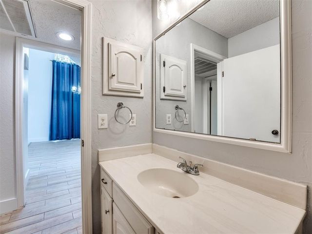 4605 Dove Tree Lane, Oklahoma City, OK 73162