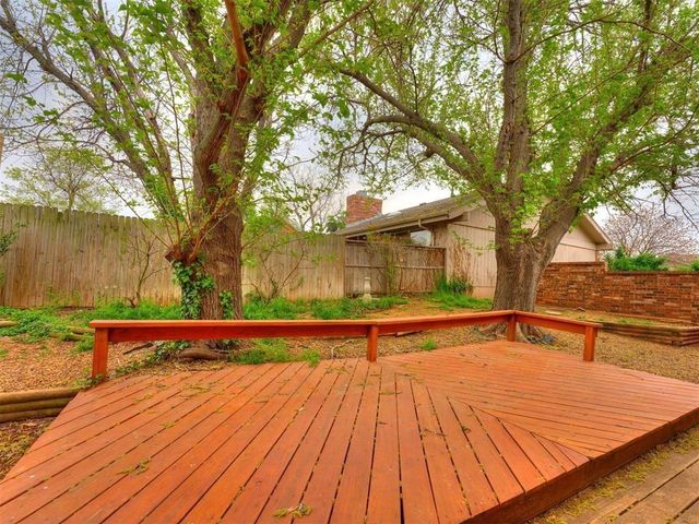 4605 Dove Tree Lane, Oklahoma City, OK 73162