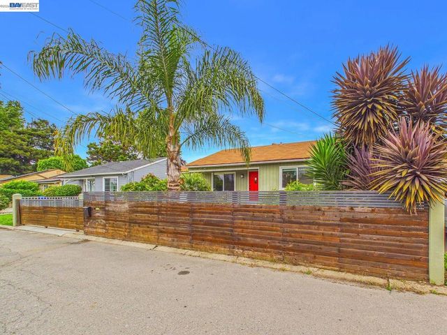 1943 Regello Ct, San Pablo, CA 94806