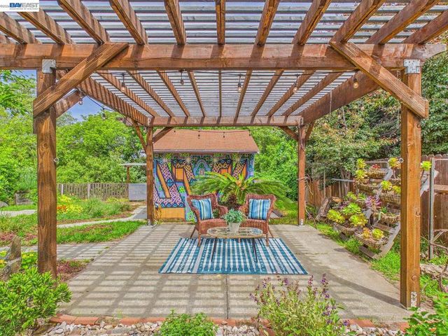 1943 Regello Ct, San Pablo, CA 94806