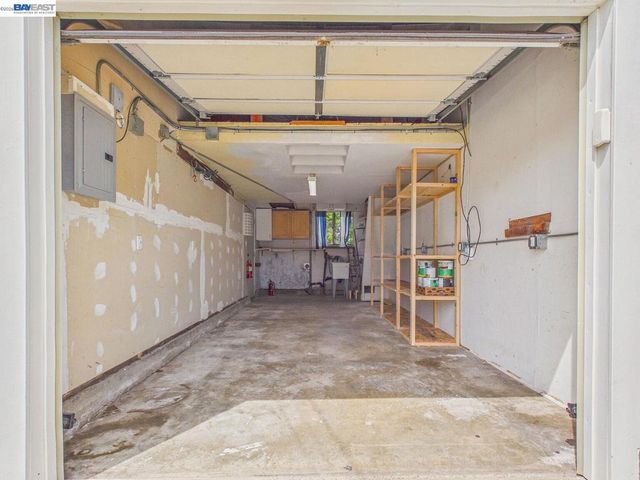 1943 Regello Ct, San Pablo, CA 94806