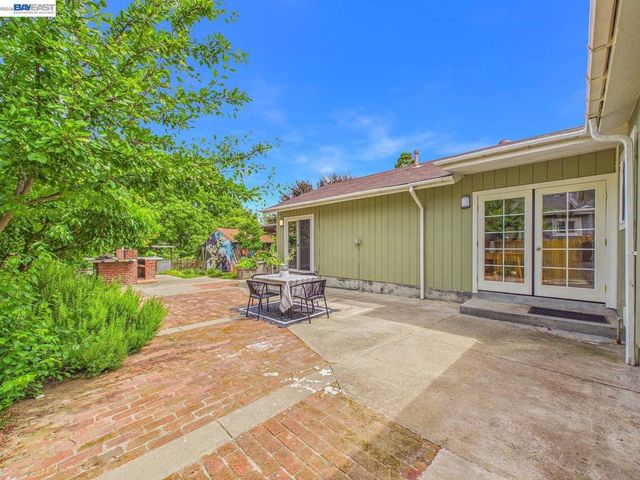 1943 Regello Ct, San Pablo, CA 94806