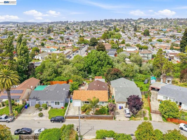 1943 Regello Ct, San Pablo, CA 94806