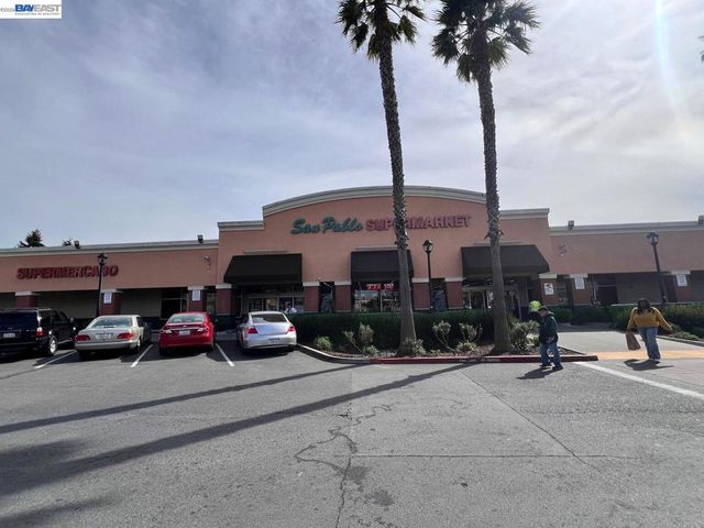1943 Regello Ct, San Pablo, CA 94806