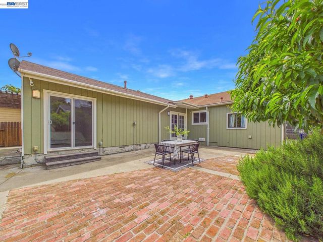 1943 Regello Ct, San Pablo, CA 94806