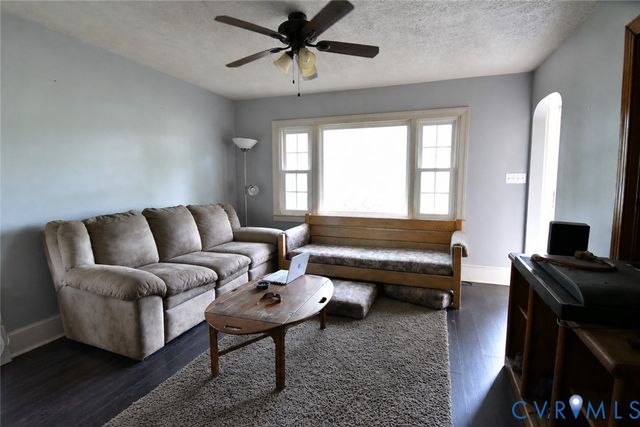 9226 River Rd, Chesterfield, VA 23803