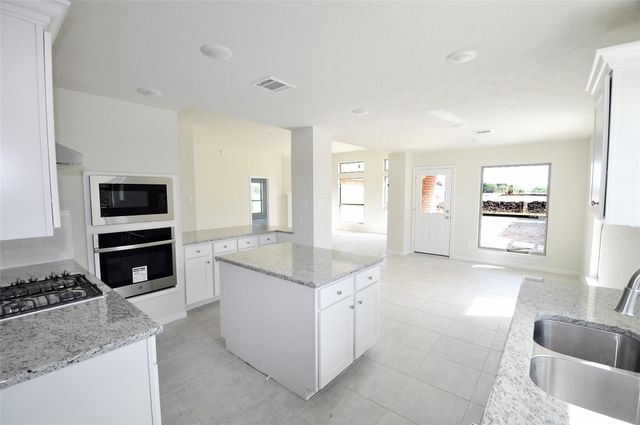 2203 Dorado Street, League City, TX 77539