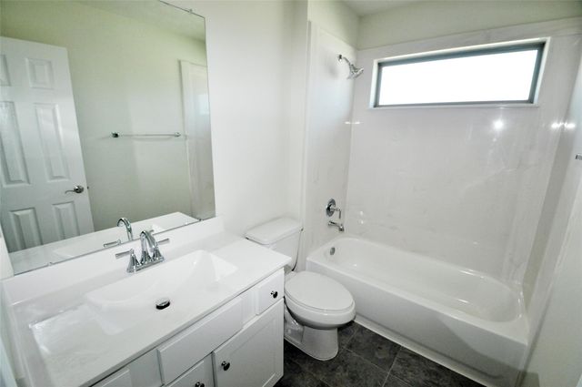 2203 Dorado Street, League City, TX 77539