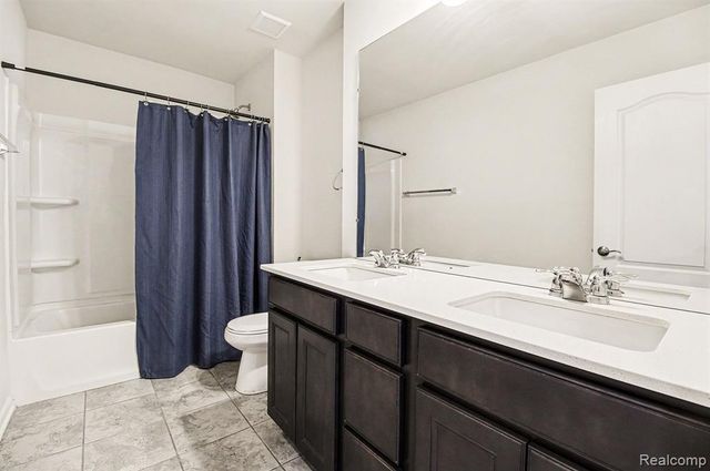 49772 Shoreline Drive, Canton, MI 48187