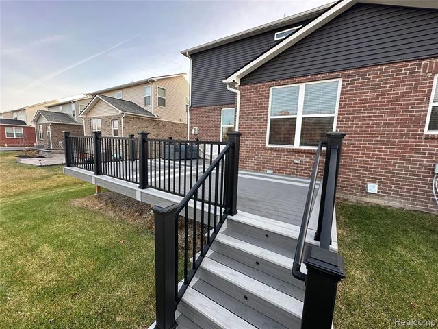 49772 Shoreline Drive, Canton, MI 48187