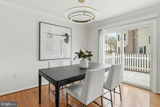 9932 LONGFORD CT, Vienna, VA 22181