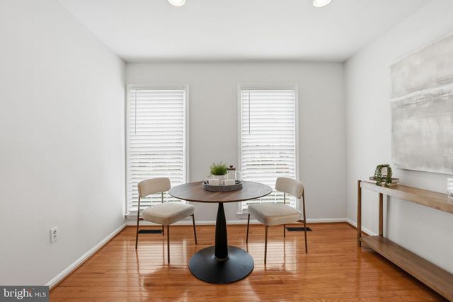 9932 LONGFORD CT, Vienna, VA 22181