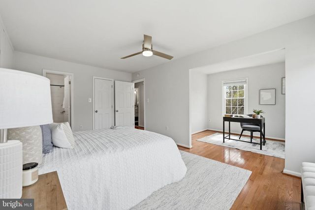 9932 LONGFORD CT, Vienna, VA 22181