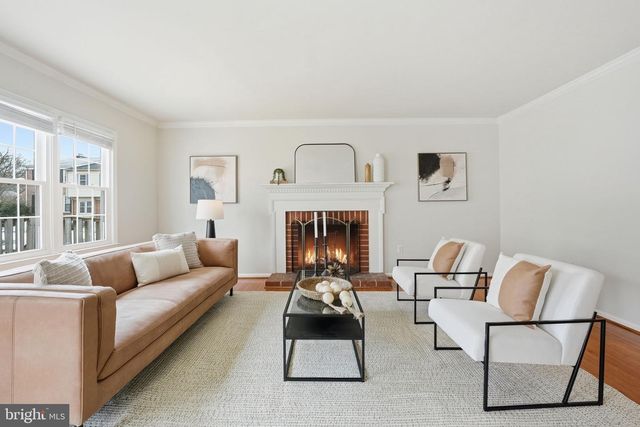 9932 LONGFORD CT, Vienna, VA 22181