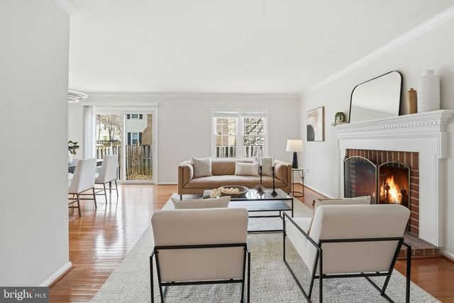 9932 LONGFORD CT, Vienna, VA 22181