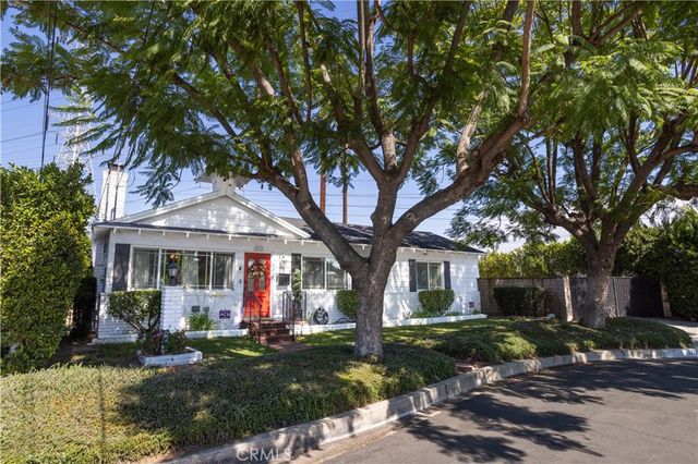 11117 Sylvan Street, North Hollywood, CA 91606