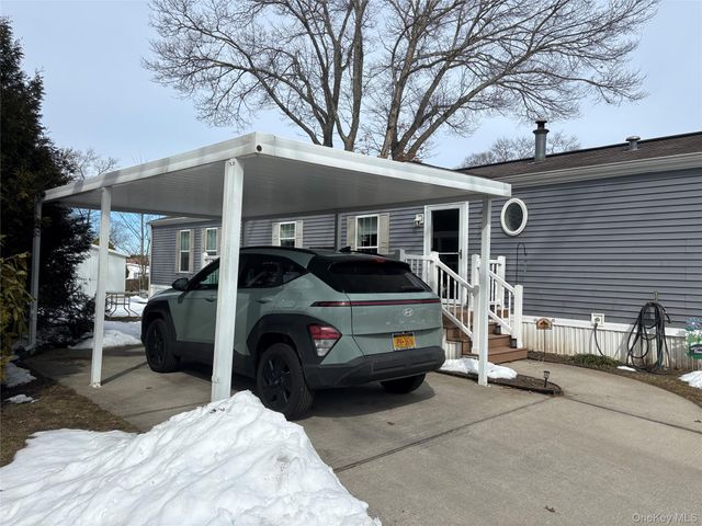 1661 Old Country Road 69, Riverhead, NY 11901