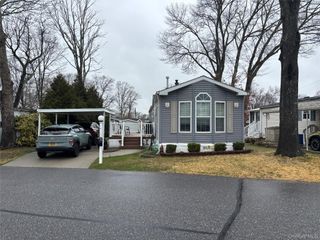 1661 Old Country Road 69, Riverhead, NY 11901