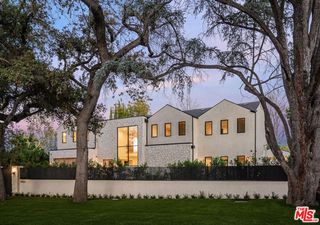 5064 Encino Avenue, Encino (los Angeles), CA 91316