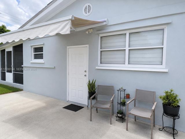 9515 Dominican Dr, Cutler Bay, FL 33189