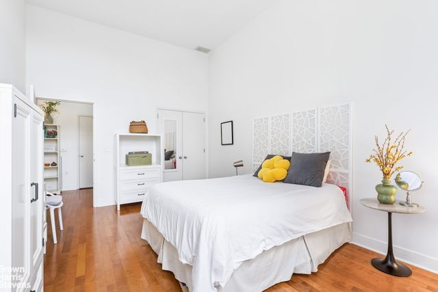 220 W 148th St Apt 3N, New York City, NY 10039