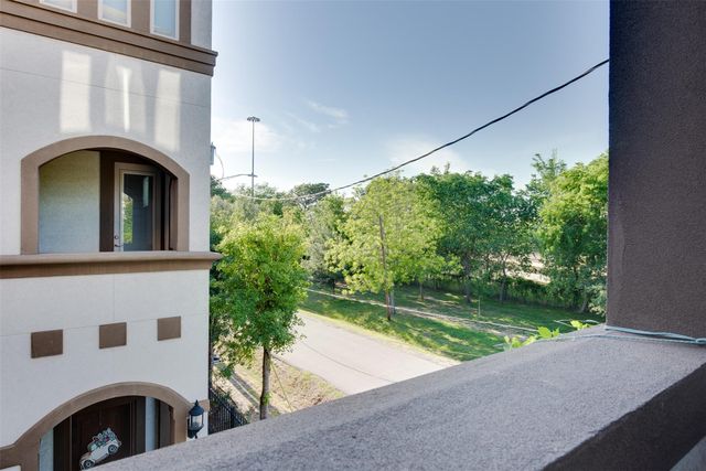 6105 Stillman Street, Houston, TX 77007