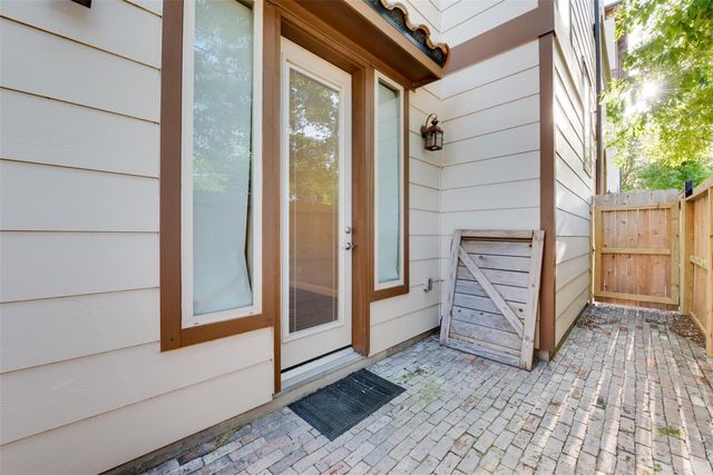 6105 Stillman Street, Houston, TX 77007