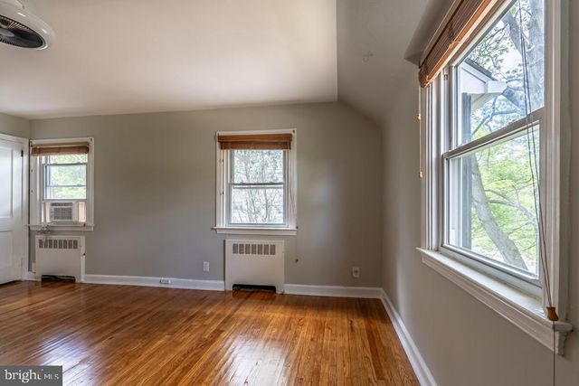 644 MEETINGHOUSE RD, Elkins Park, PA 19027