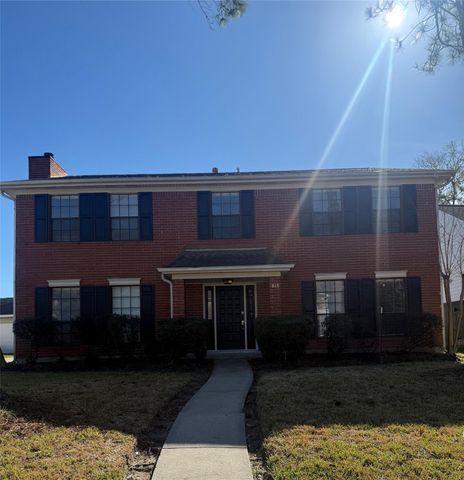 818 Nobel Springs Road, Houston, TX 77062