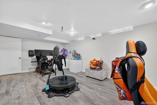 2927 Moon Lake Drive 58, West Bloomfield Charter Township, MI 48323