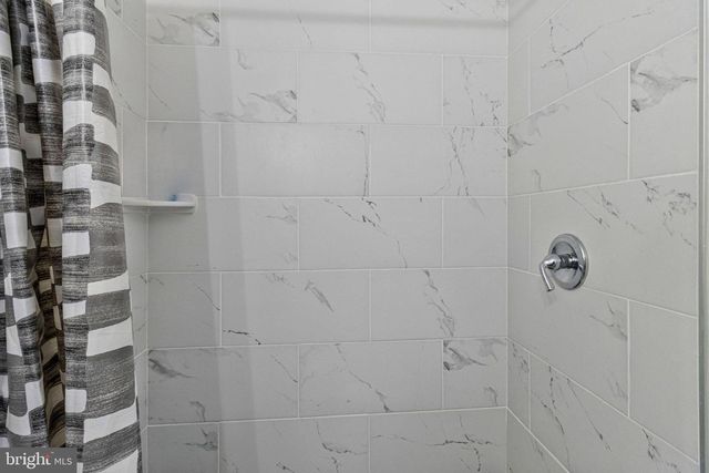 8611 35TH AVE, College Park, MD 20740