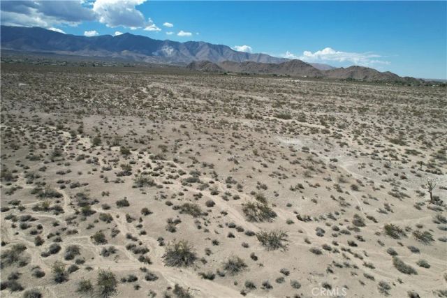 769 Meridian, Lucerne Valley, CA 92356