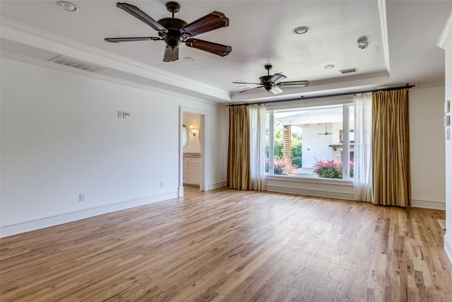 7127 Brookshire Circle, Dallas, TX 75230