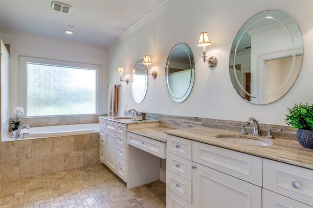 7127 Brookshire Circle, Dallas, TX 75230