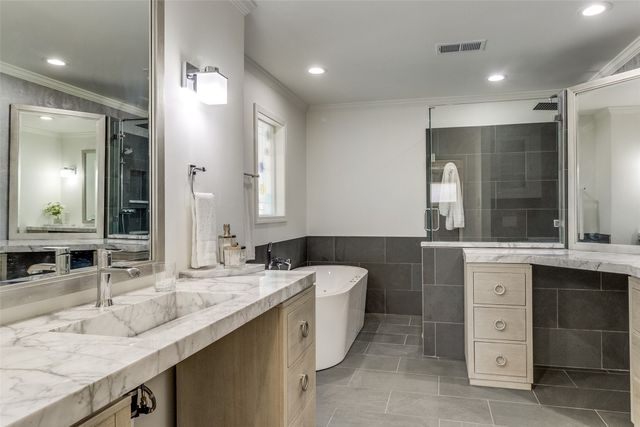7127 Brookshire Circle, Dallas, TX 75230