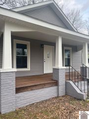 1905 B Street L10 B8, Paducah, KY 42003