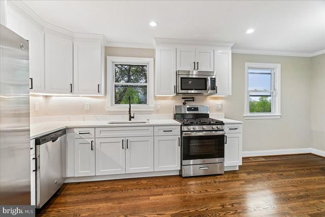 3815 71ST AVE, Hyattsville, MD 20784