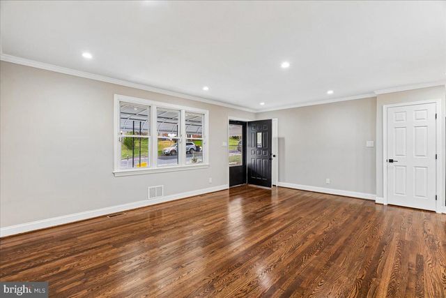 3815 71ST AVE, Hyattsville, MD 20784