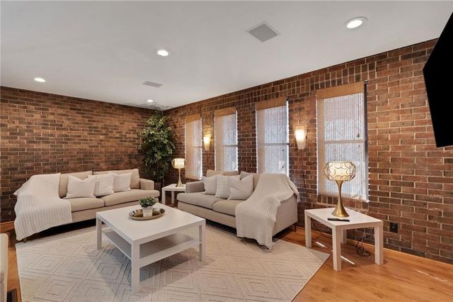 549 Parkway Drive NE, Atlanta, GA 30308