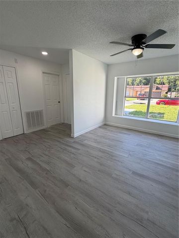 303 SILK OAK DRIVE, Kissimmee, FL 34743