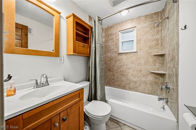 2490 Glenridge Road, Euclid, OH 44117