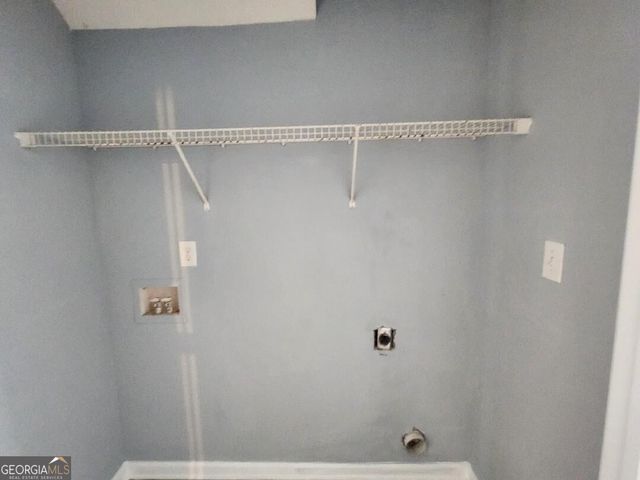 221 SHENANDOAH Drive, Riverdale, GA 30274